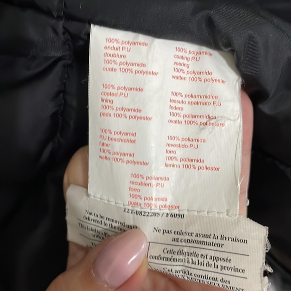 Lacoste coat removable hood - Picture 8 of 8